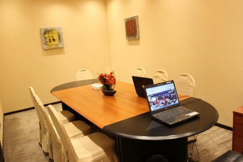 Royal Ascot Hotel Apartment - Kirklees 2