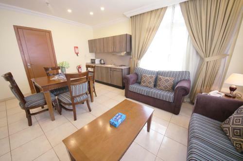 Al Rabitah Al Fondoqeiah Apartments