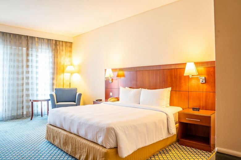 Aparthotel Millennium Lakeview Residences