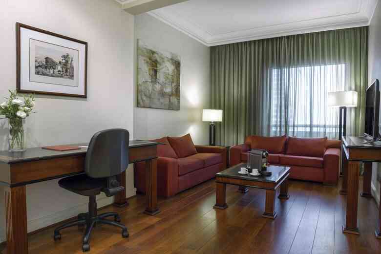 Hotel NH Collection Plaza Santiago
