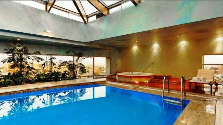 Hotel NH Collection Plaza Santiago