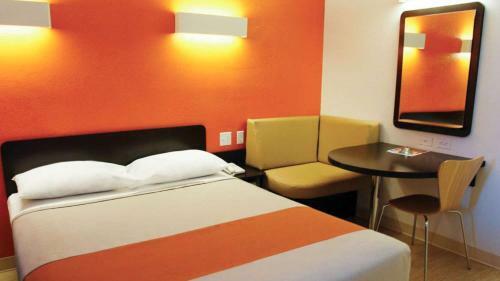 Motel Cambridge Inn Oklahoma City