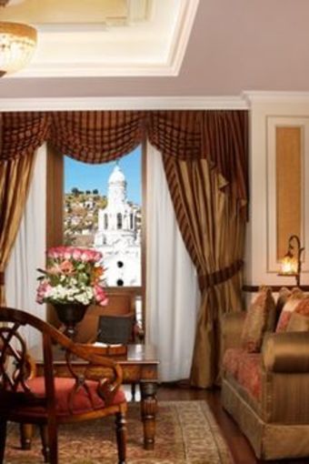 Hotel Plaza Grande
