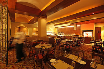 Hotel Real Intercontinental Managua At Metrocentro Mall