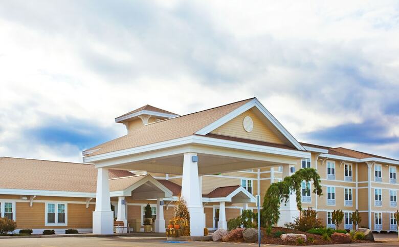 Holiday Inn Express Hotel & Suites Iron Mountain