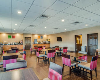 Hotel Comfort Inn & Suites