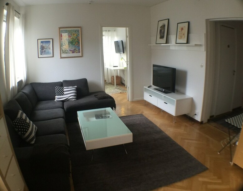 Riverside Hotel & Apartments