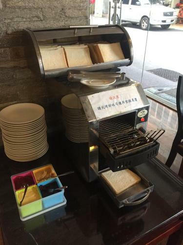 Bed & Breakfast Shuian Lakeside Hotel