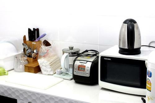 Albergue Bake Room