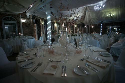 Hotel Meifod Country House