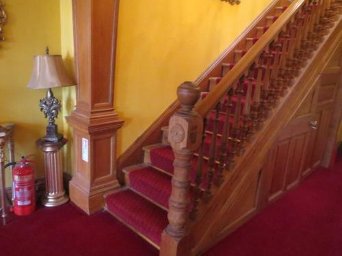 Hostal Bank House Guest House