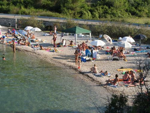 Apartments Doulos