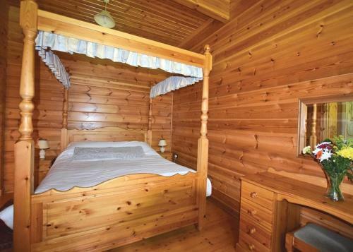 Woodside Lodges Country Park