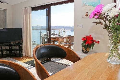 Sea View House