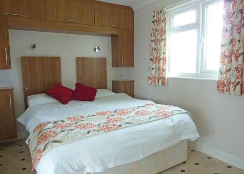 Meadow Lakes Holiday Park