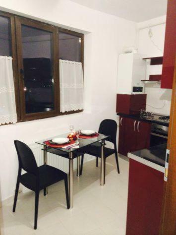 Cosmo Plaza Apartment