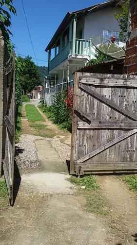 Bed & Breakfast Pouso Cantinho Dos Sabias
