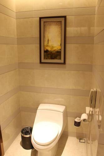 Yancheng Jinying Shangmei Hotel