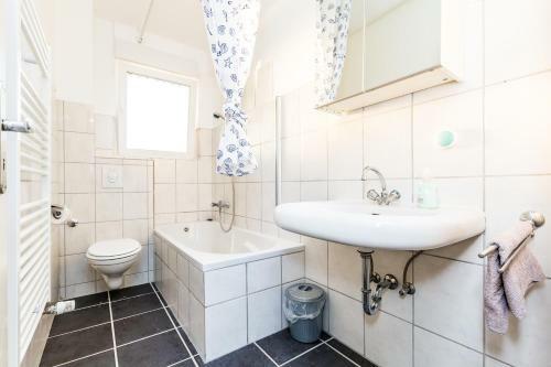 Apartamento Ferienwohnung K�ln Stammheim