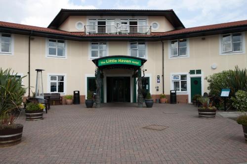 The Little Haven Hotel