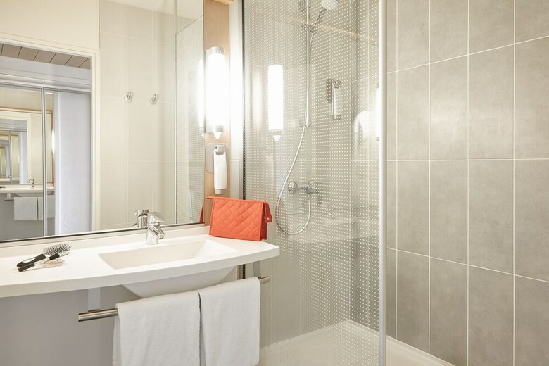 Hotel Ibis Cavaillon Portes Du Luberon