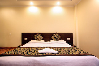 Hotel The Pearl - A Royal Residency