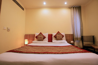 Hotel The Pearl - A Royal Residency