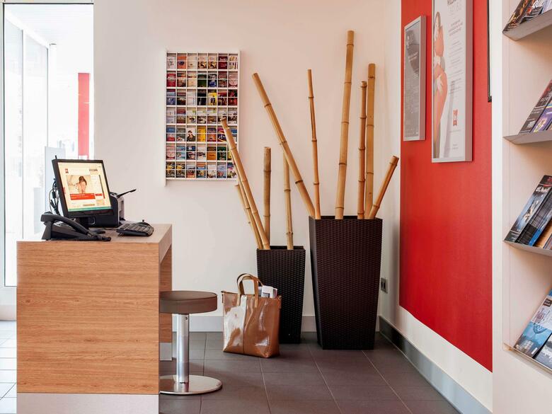 Hotel Ibis Duisburg Hauptbahnhof