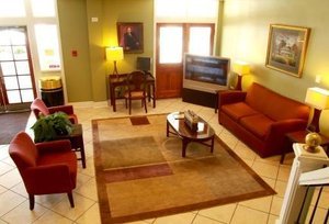 Hotel Carmel Inn & Suites
