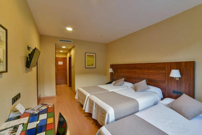 Hotel Sercotel Riscal