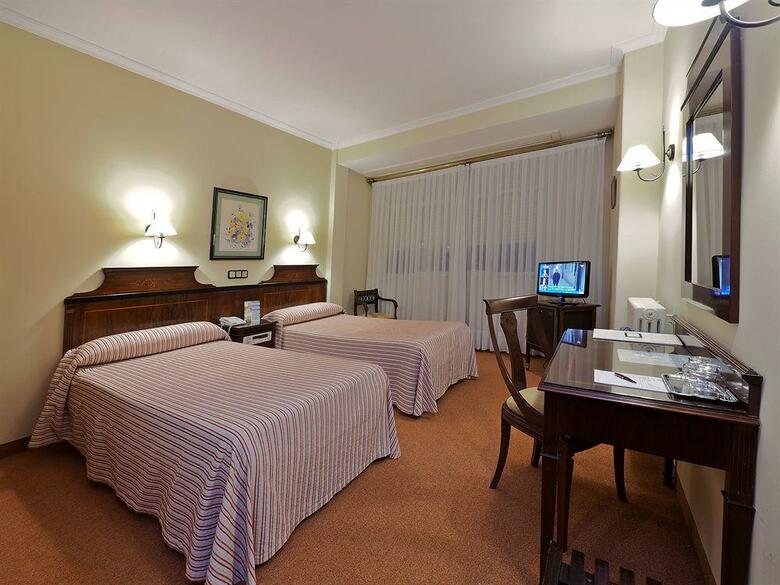 Hotel R�as Bajas