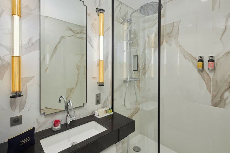 Hotel Le Claridge Champs-elysees Fraser Suites