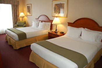 Holiday Inn Express Hotel & Suites White River Junction