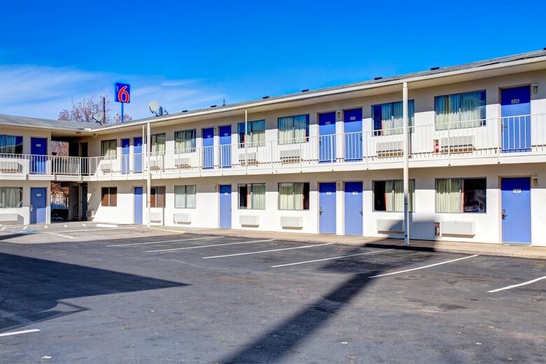 Motel 6 Murfreesboro