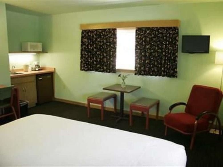 Holiday Music Motel