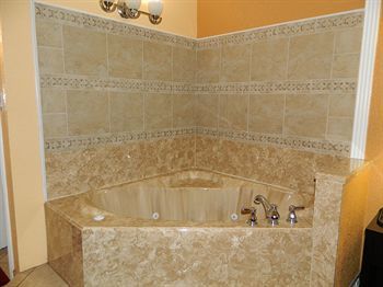 Hotel Manor Inn College Station