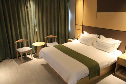 Hotel Motel Shanghai Hongjing Road