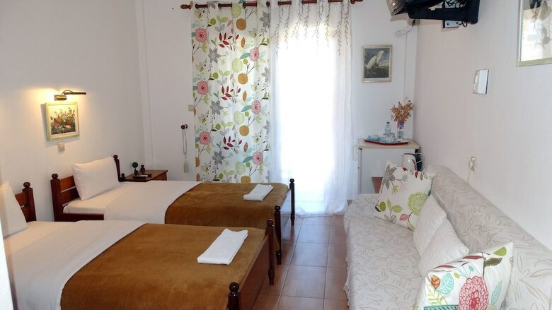 Hostal Athos Guest House-pansion