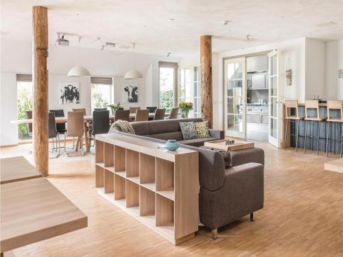 Holiday Home De Turfhoeke 04