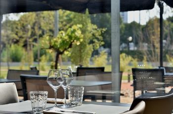 AC Hotel By Marriott Marseille V�lodrome