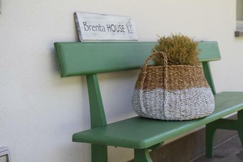Apartamento Dolomiti Di Brenta House