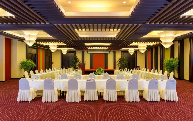 Hotel Golden Sand Resort & Spa