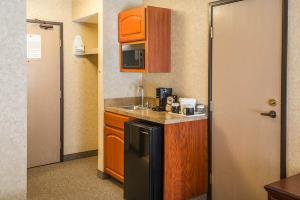 Hotel Quality Inn Valley Suites