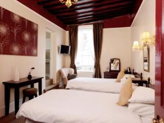 Hotel The George
