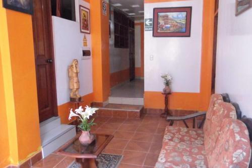 Albergue Hotel Karajia