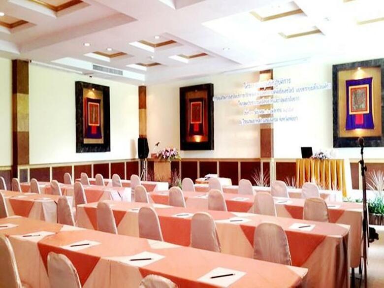 Hotel Khao Lak Emerald Beach Resort & Spa