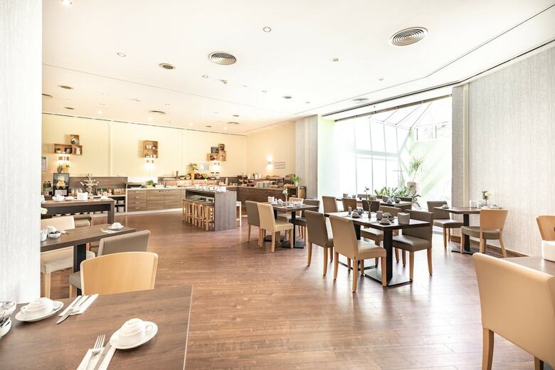 Hotel Madison Novum Dusseldorf City Centre