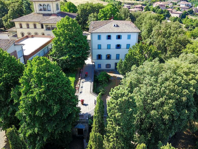 Hotel Villa Montarioso