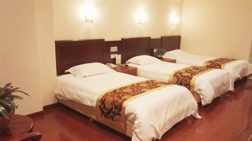 Greentree Inn Hebei Baoding Sanfeng Road Agricultural University Shell Hotel