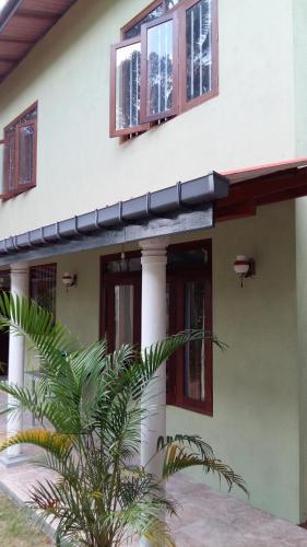 Punsara`s Holiday Home
